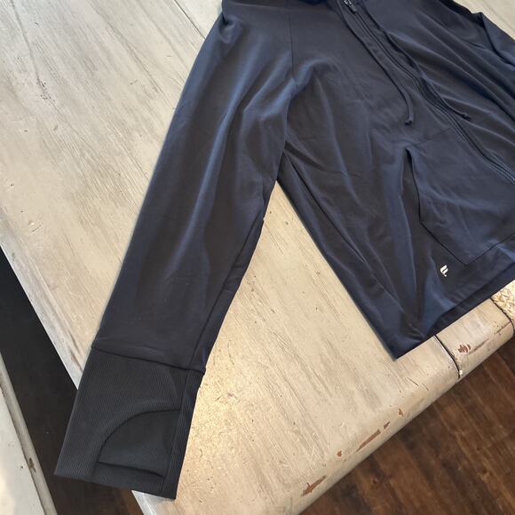 Fabletics Black Oasis Cropped Hoodie Full Zip Sz 1X Athleisure - Picture 3 of 6